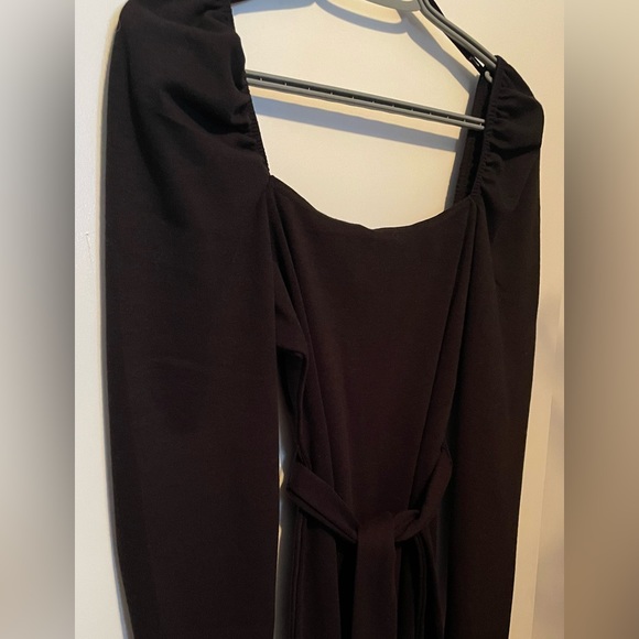 MINKPINK Puffed Shoulder Dress - Picture 5 of 8